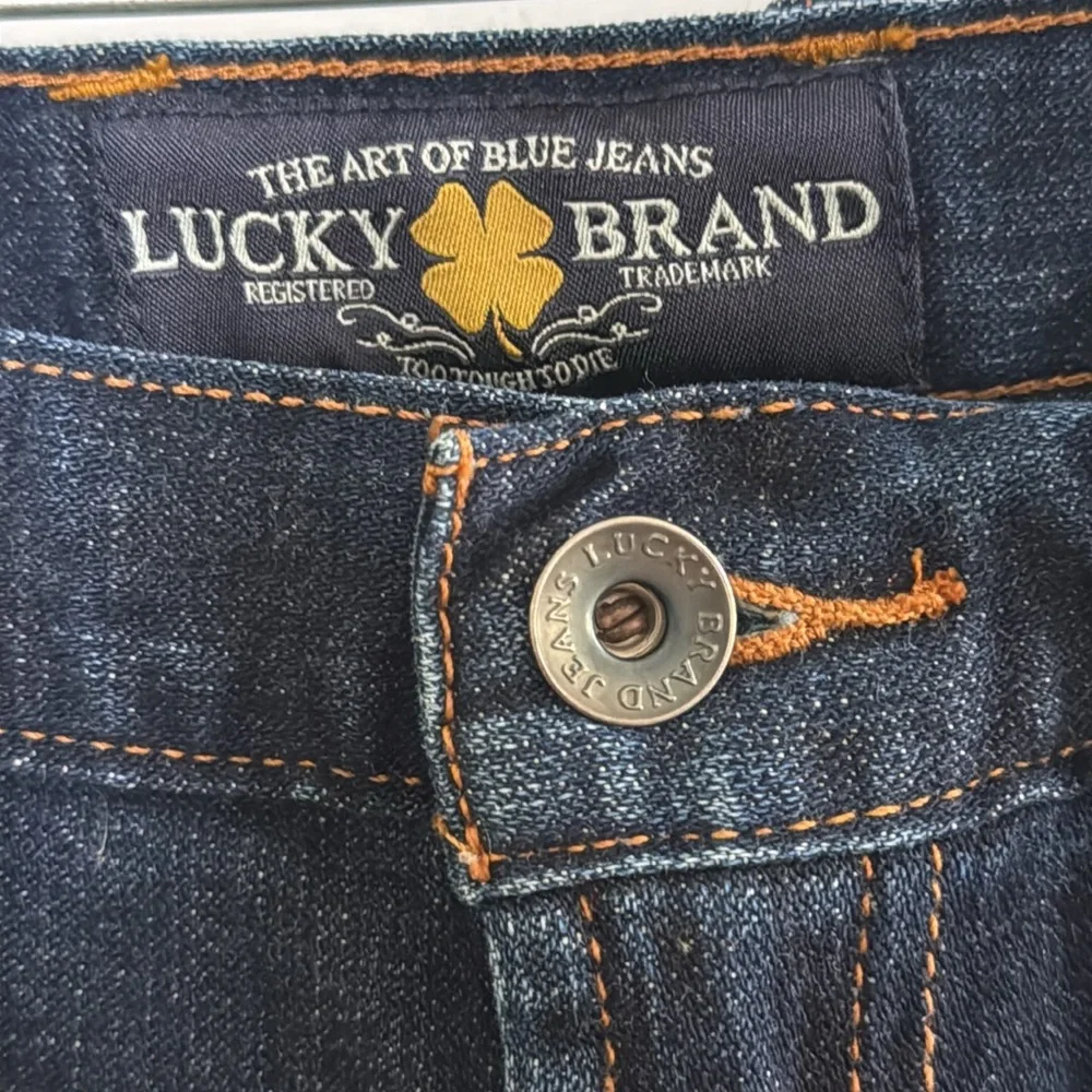 Lucky Brand Dark Blue Frayed Leg Abbey 6” Short Everyday Comfort Summer Size 14